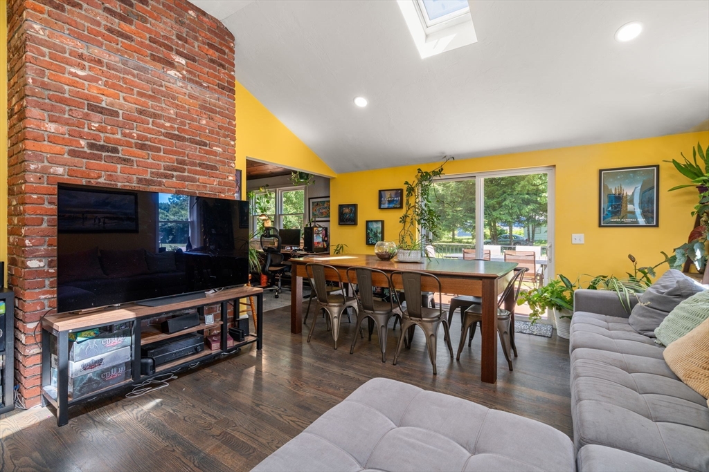 7 Westland Drive