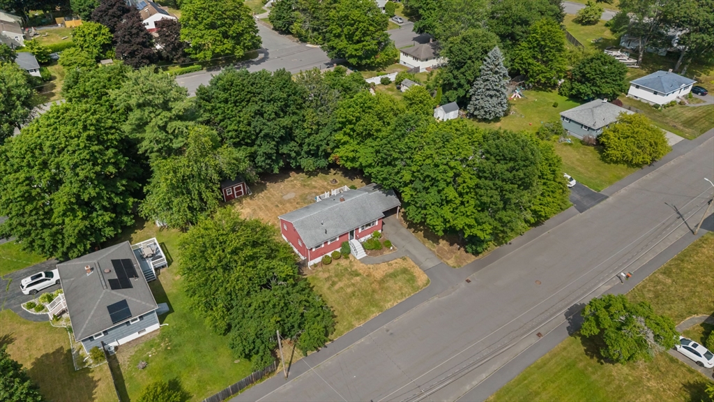 12 Tucker Ave