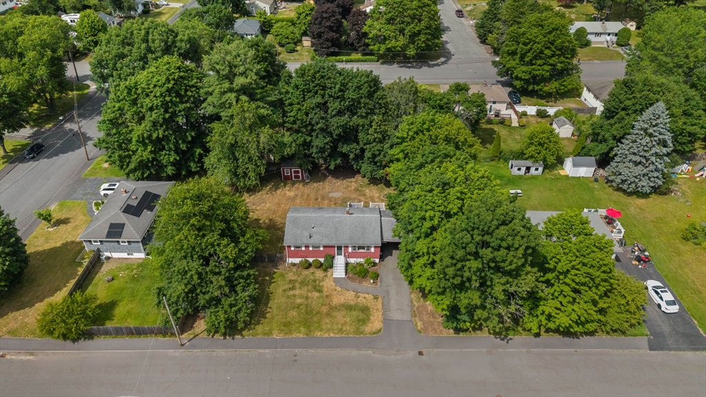 12 Tucker Ave