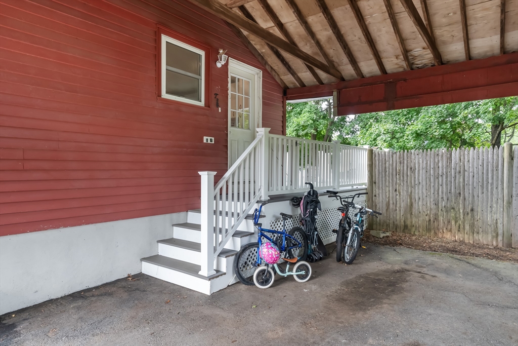 12 Tucker Ave