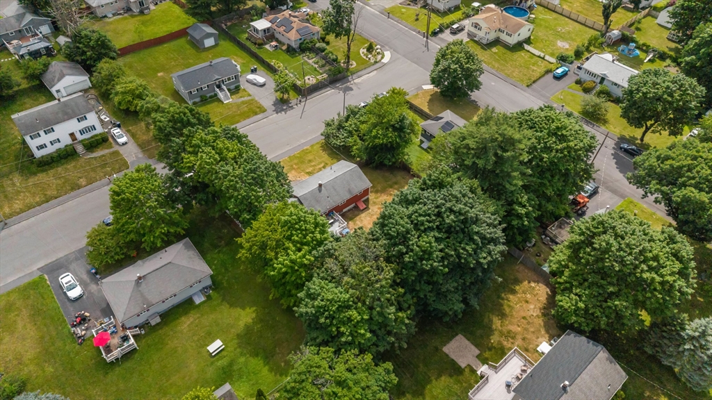 12 Tucker Ave