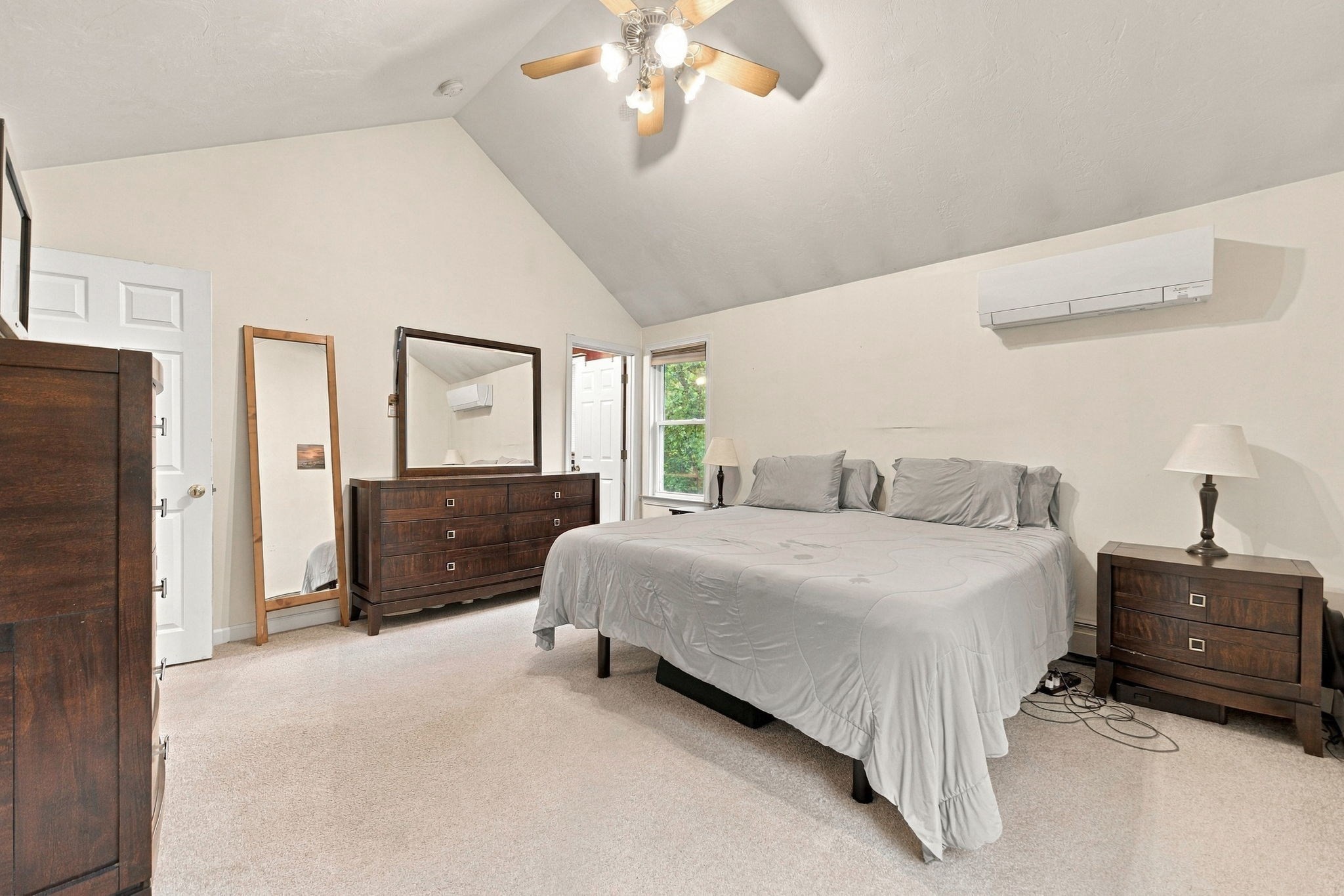 6 Clover Hill Road