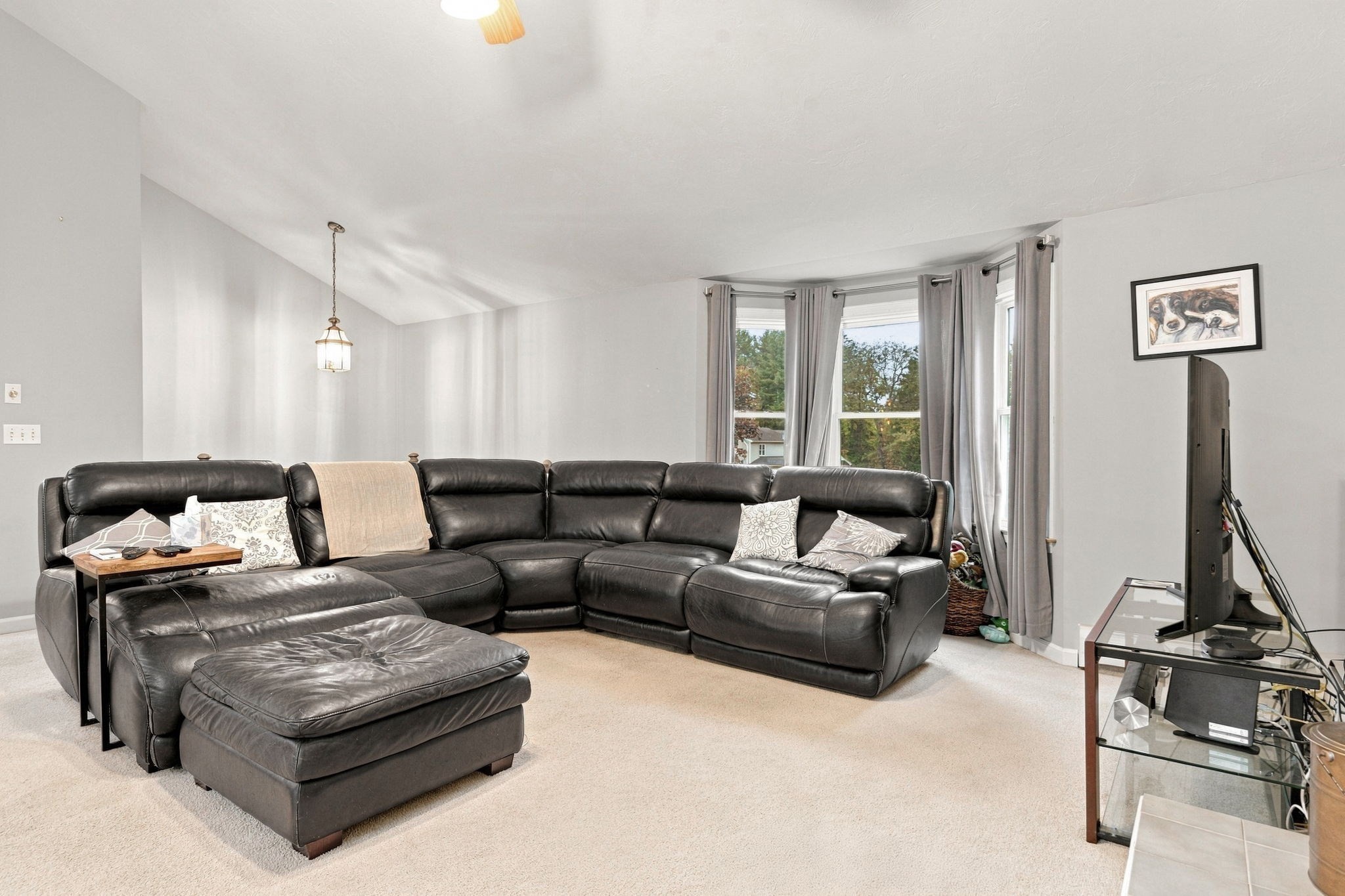 6 Clover Hill Road