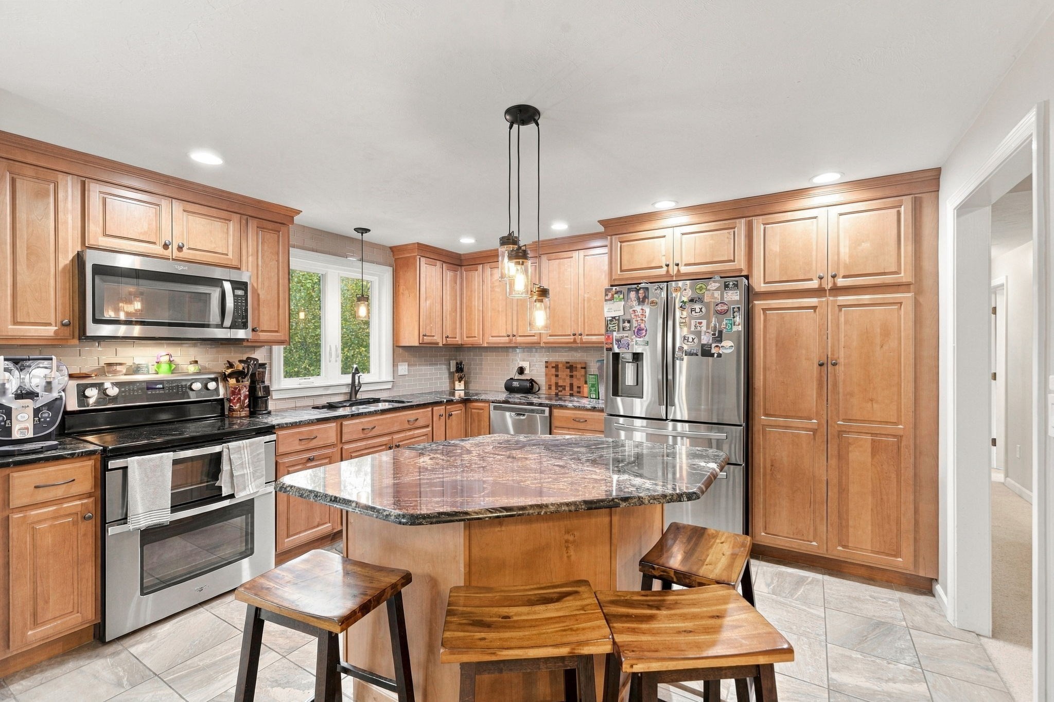6 Clover Hill Road