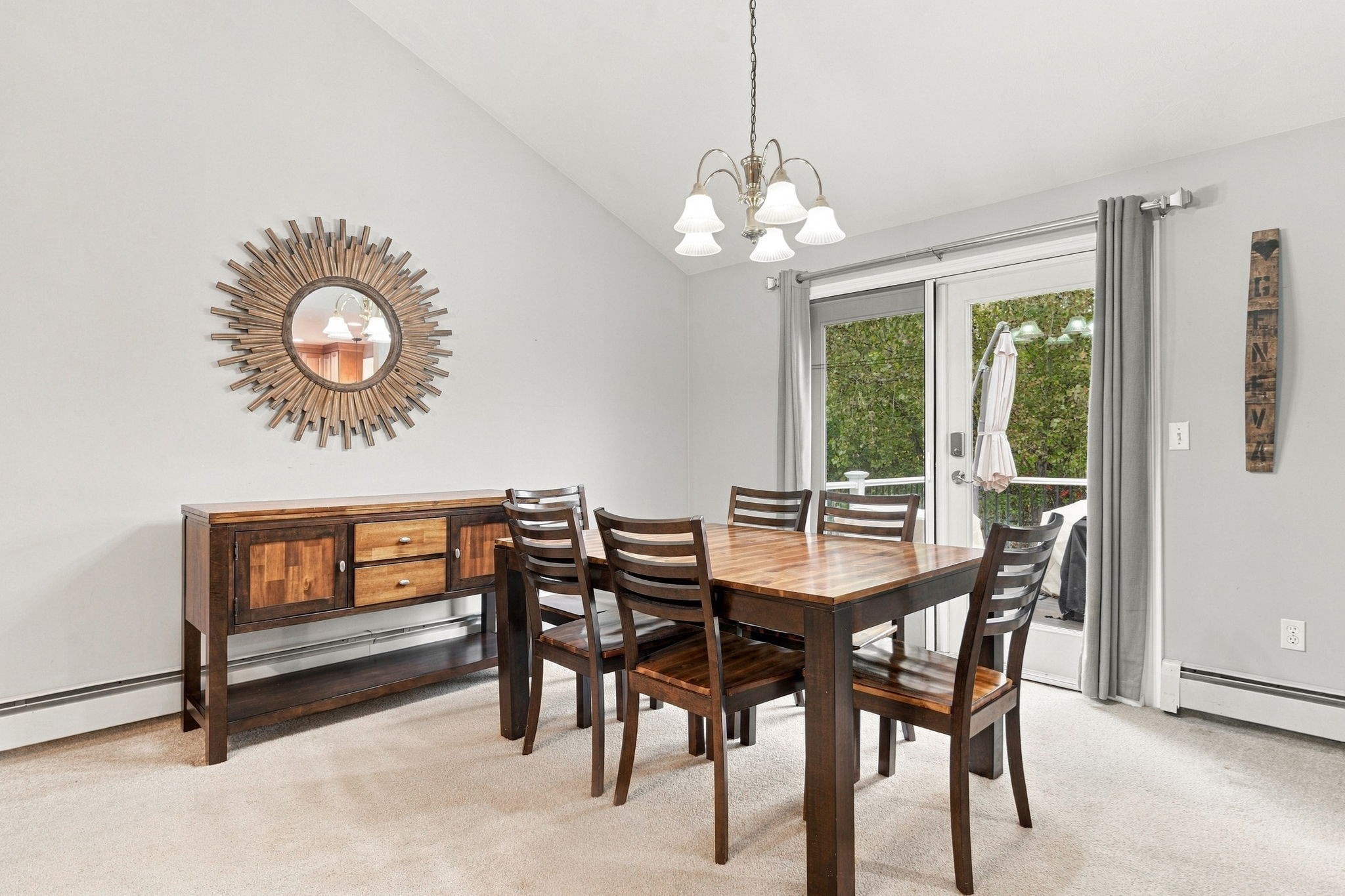 6 Clover Hill Road