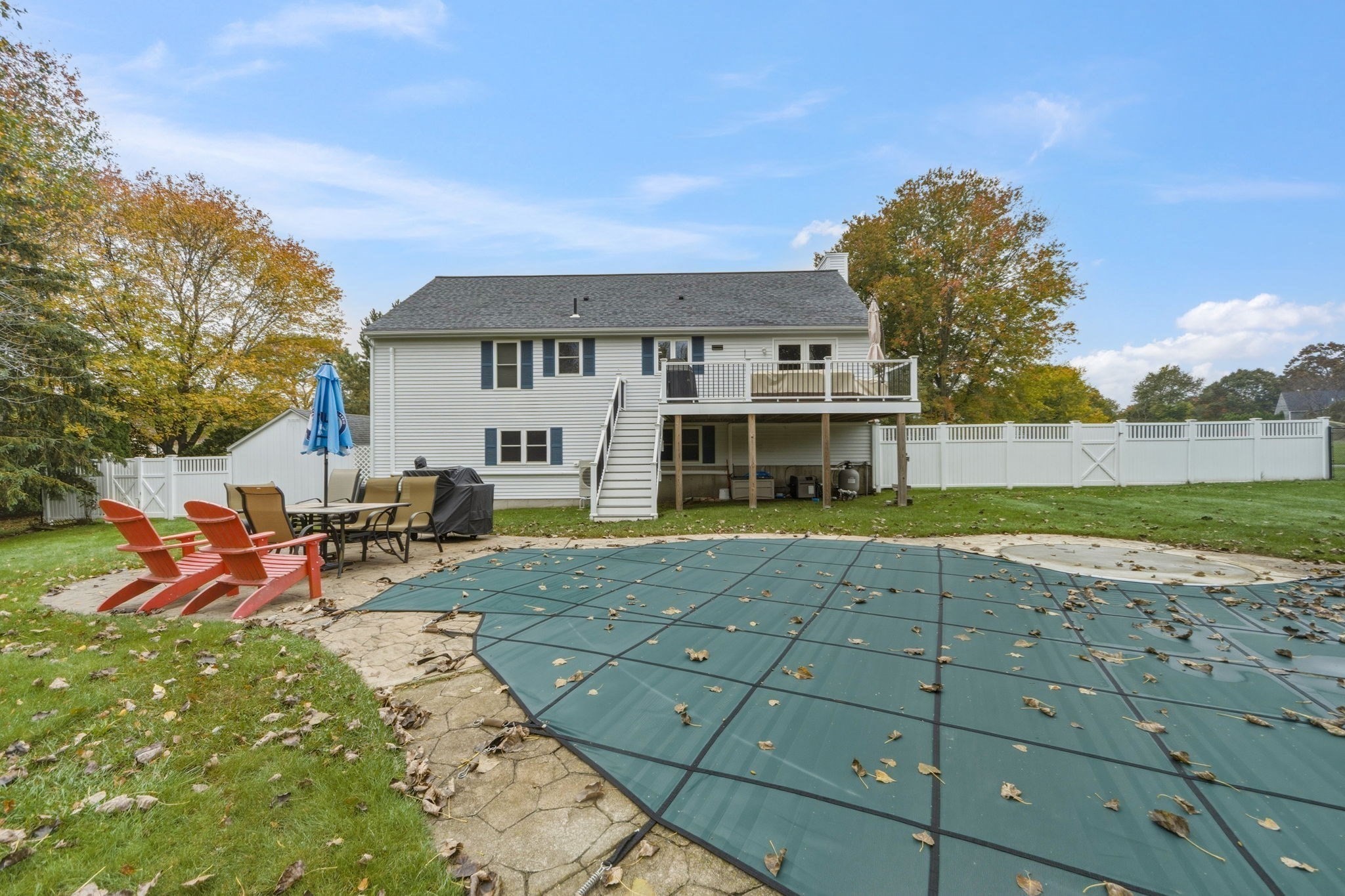 6 Clover Hill Road