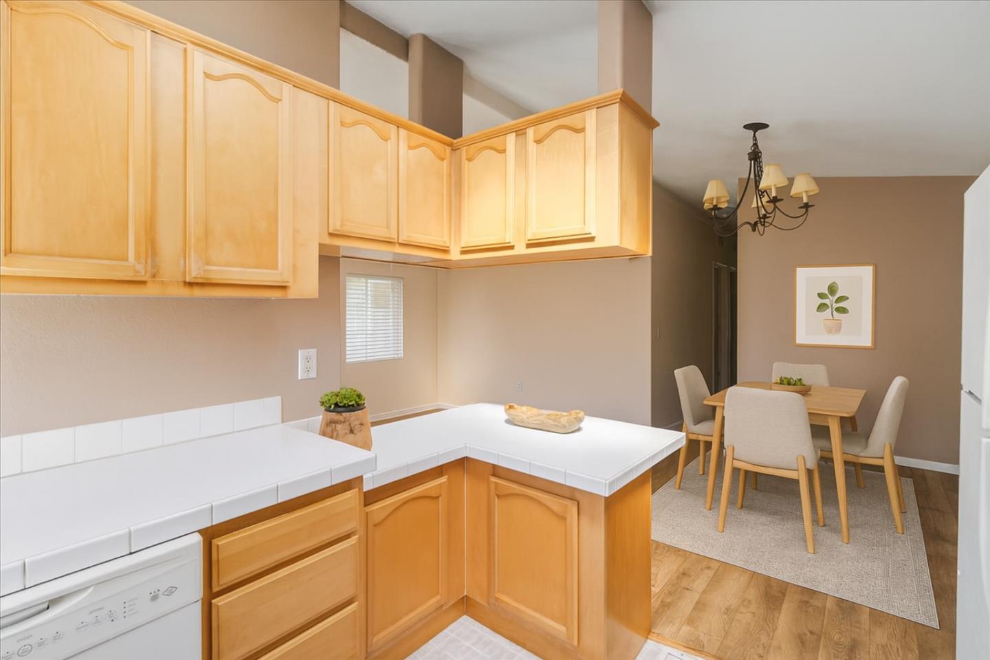 3060 Porter Street Unit: 27