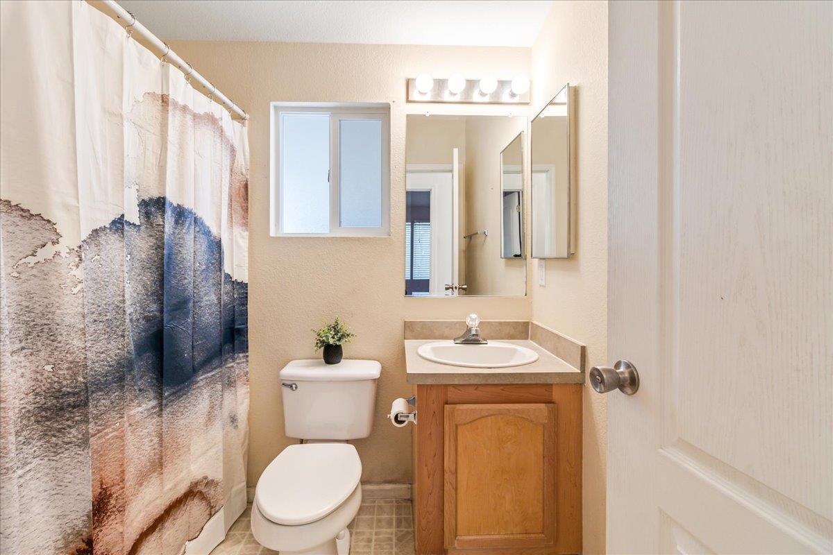 3060 Porter Street Unit: 27