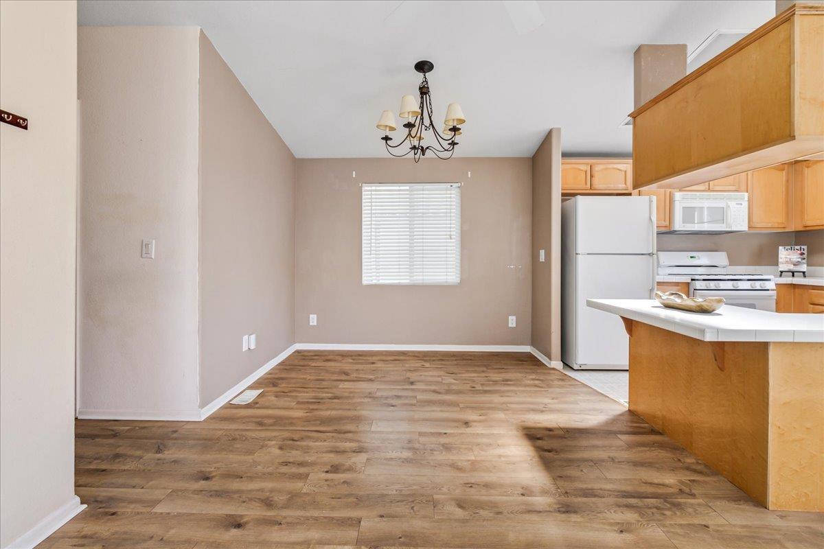 3060 Porter Street Unit: 27