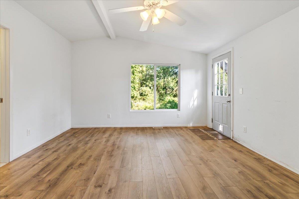 3060 Porter Street Unit: 27