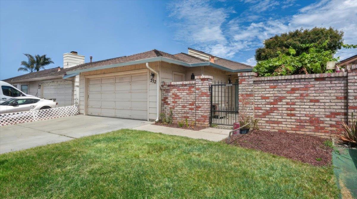 232 W Alvin DR