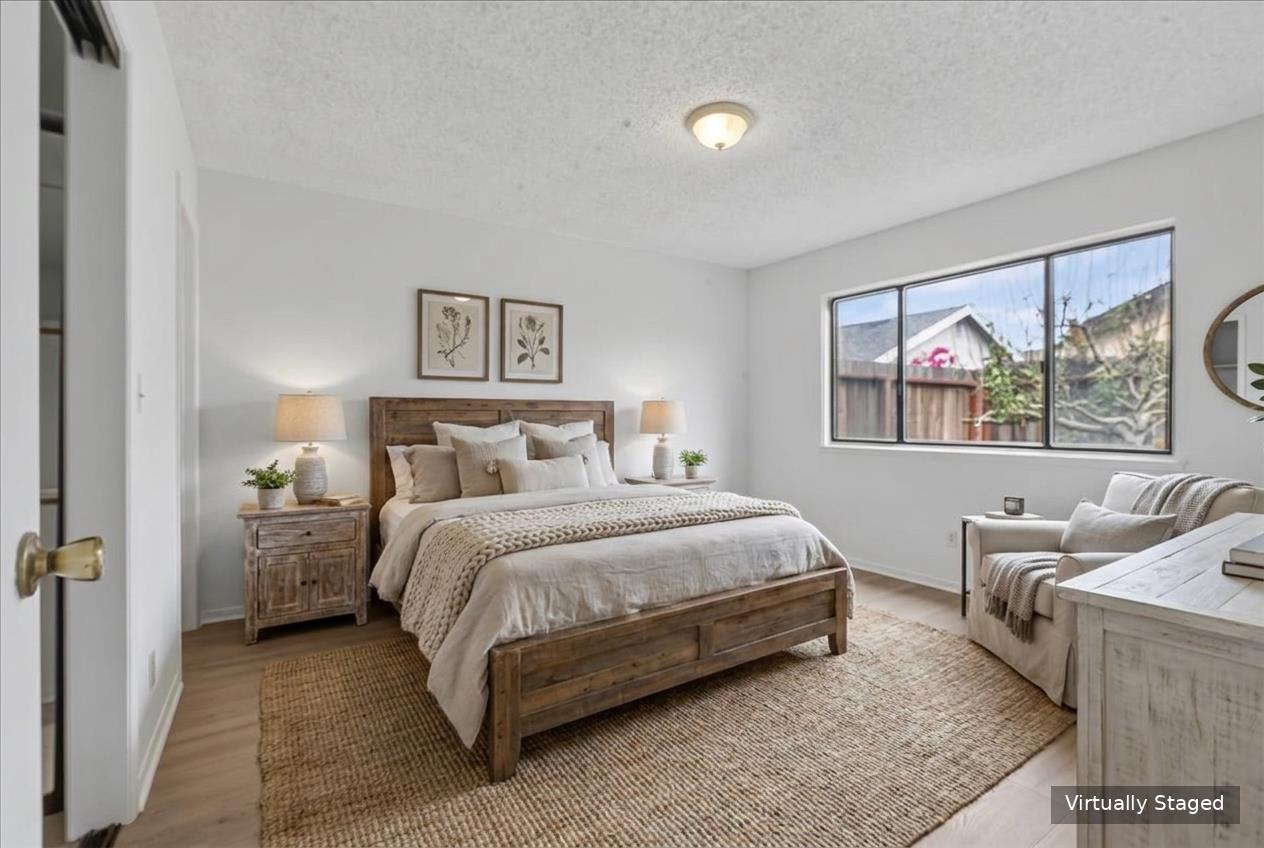 232 W Alvin DR