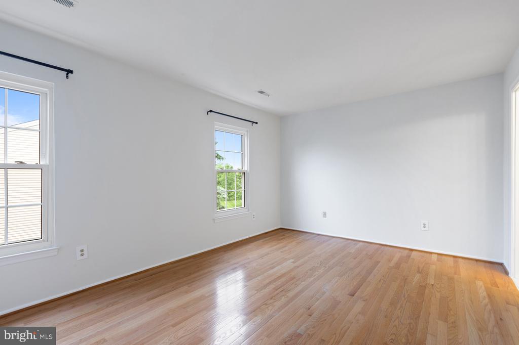 711 IVY LEAGUE LANE Unit: 22-130