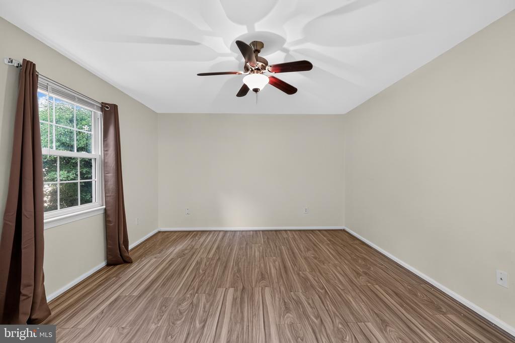 20220 SHIPLEY TERRACE Unit: 102