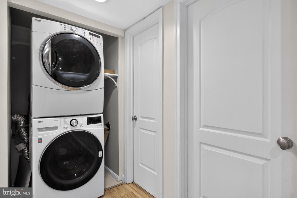 20220 SHIPLEY TERRACE Unit: 102