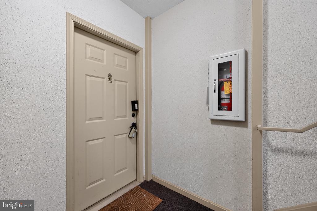 20220 SHIPLEY TERRACE Unit: 102