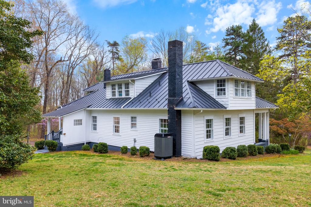 8145 Sperryville Pike