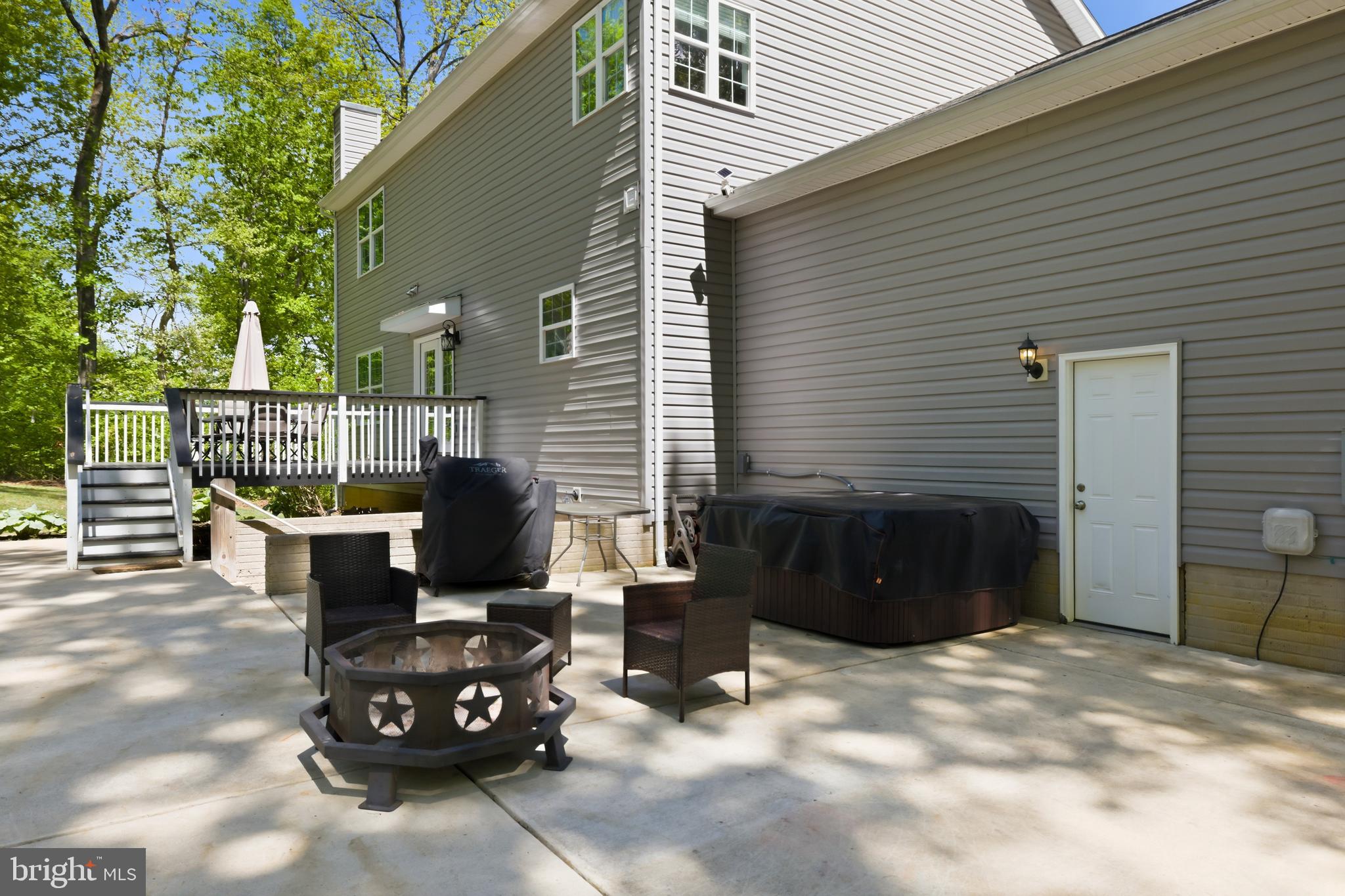 6324 VINT HILL ROAD