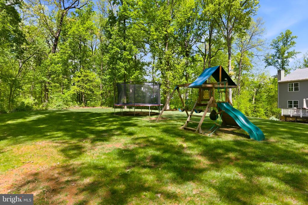 6324 VINT HILL ROAD