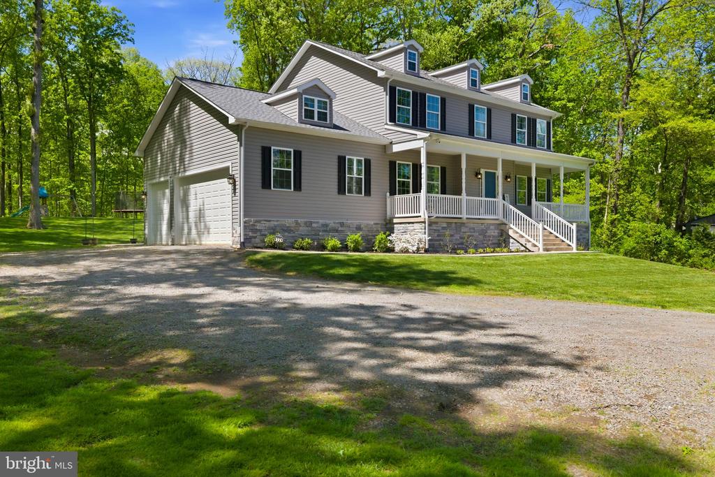 6324 VINT HILL ROAD