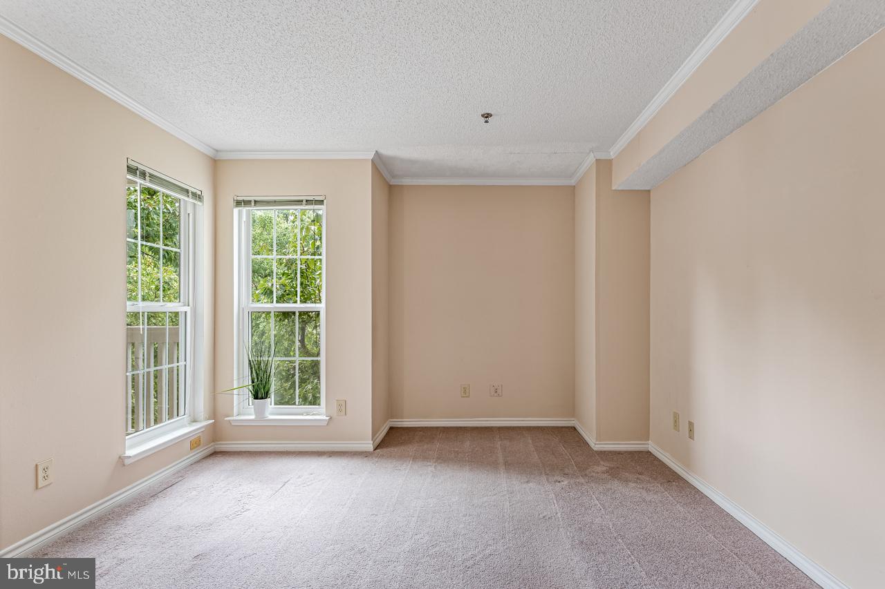 1504 LINCOLN WAY Unit: 209