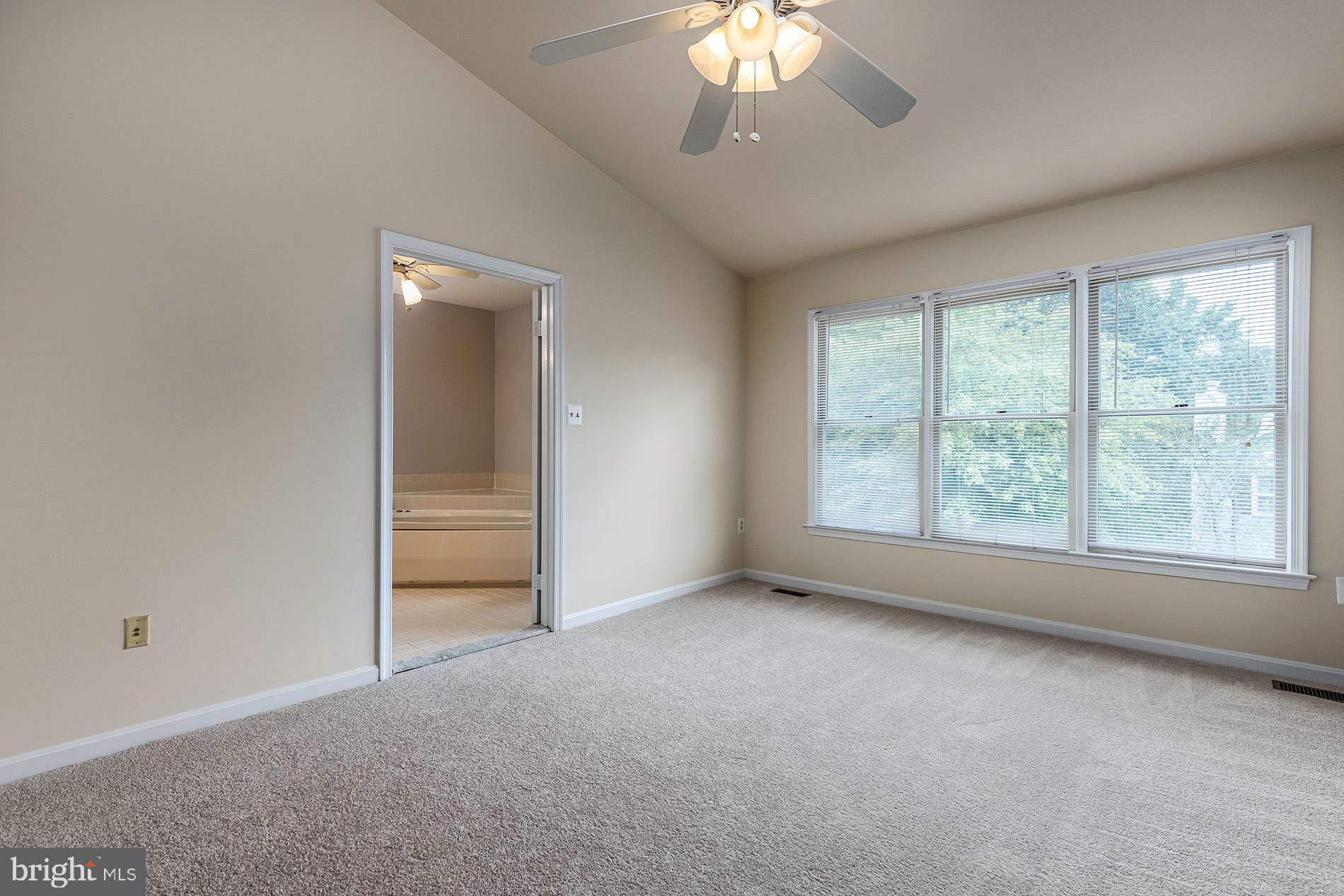 8321 Ridge Crossing Ln