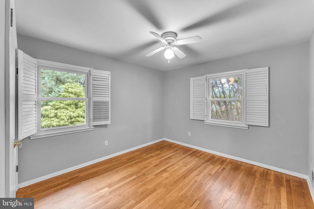 7908 JANSEN DR