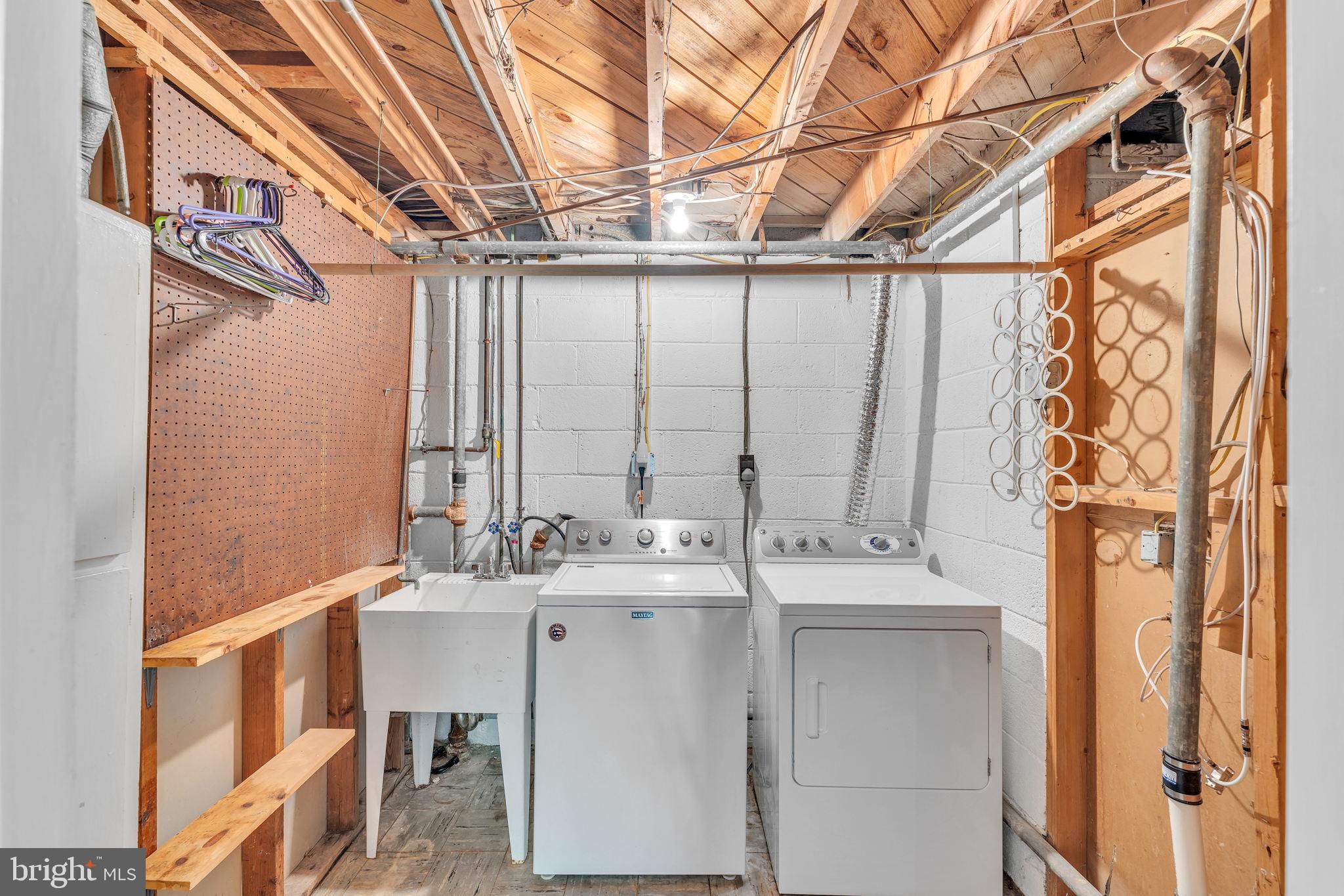 7908 JANSEN DR