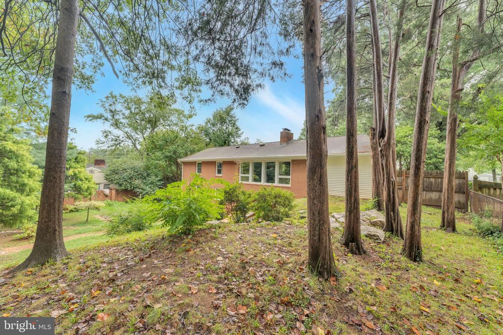 7908 JANSEN DR