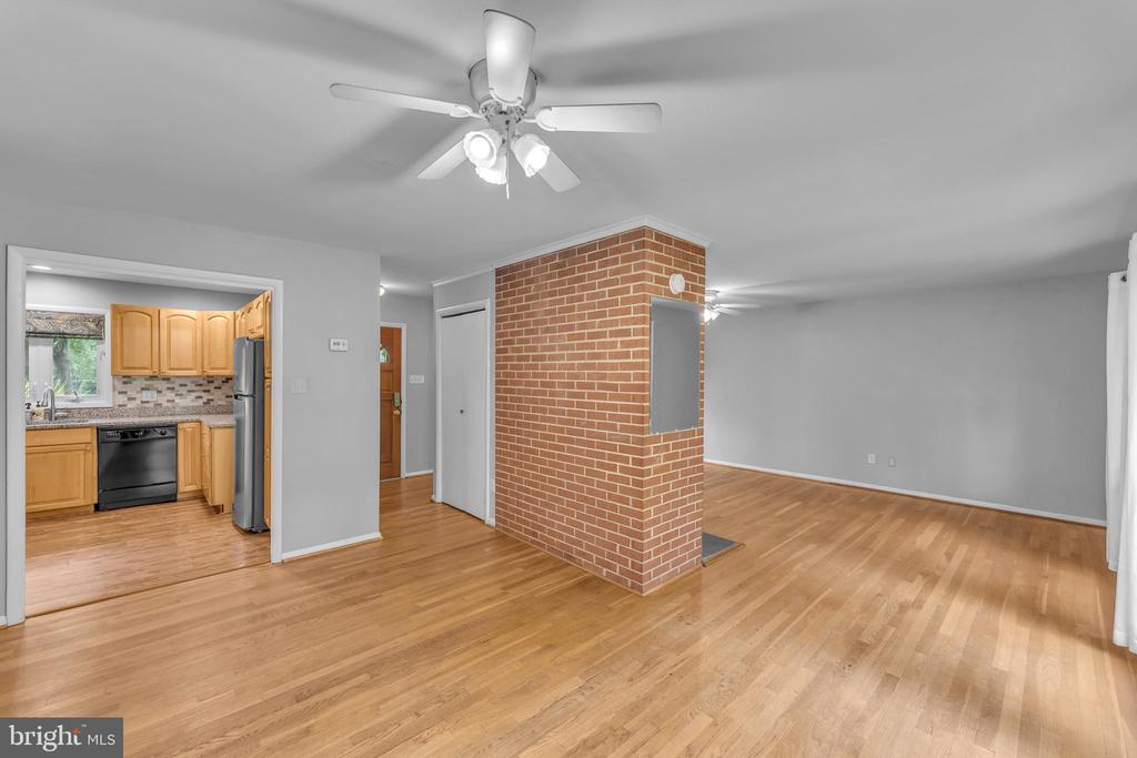 7908 JANSEN DR