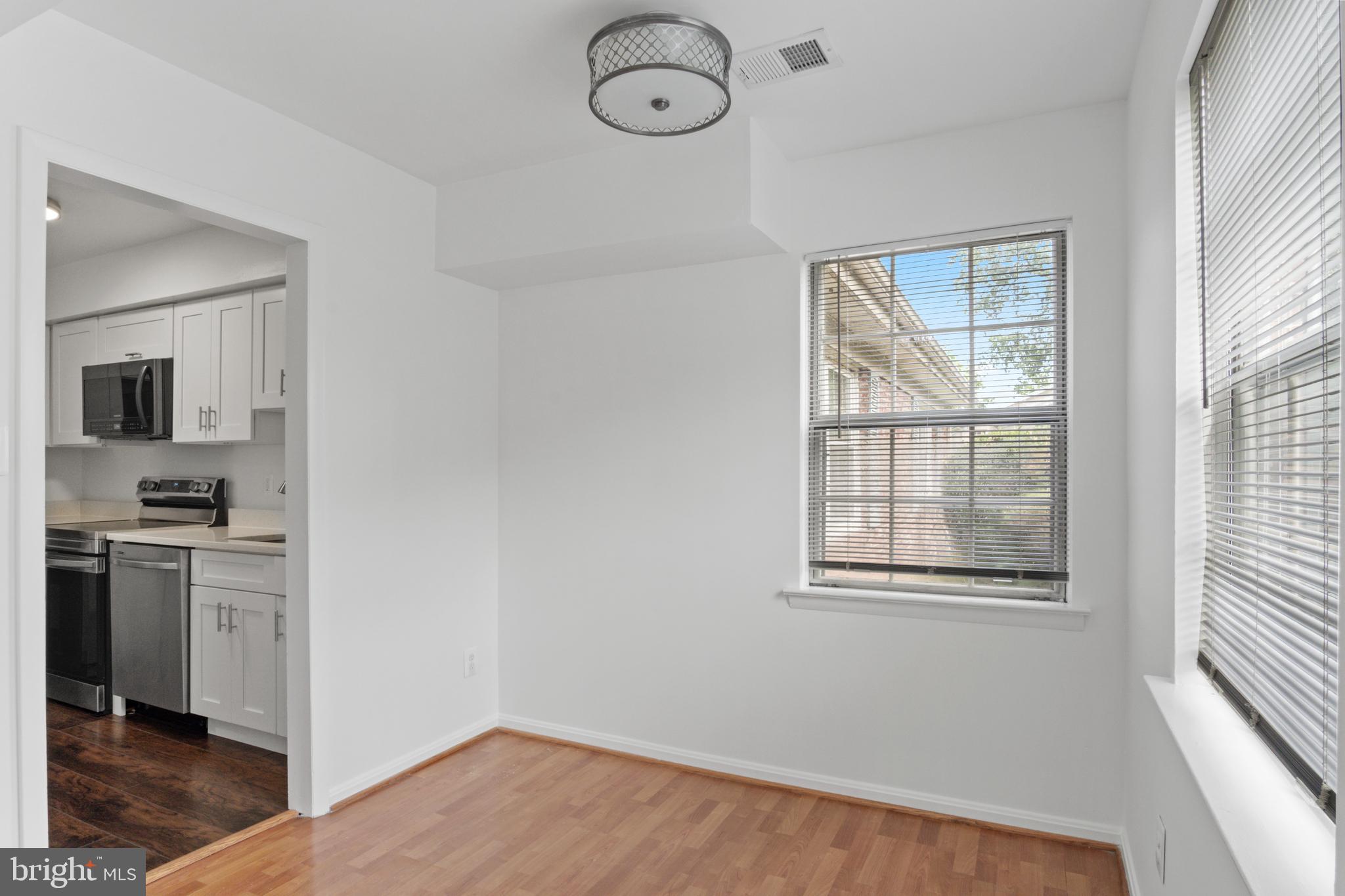 9562 Hagel Cir #13/B