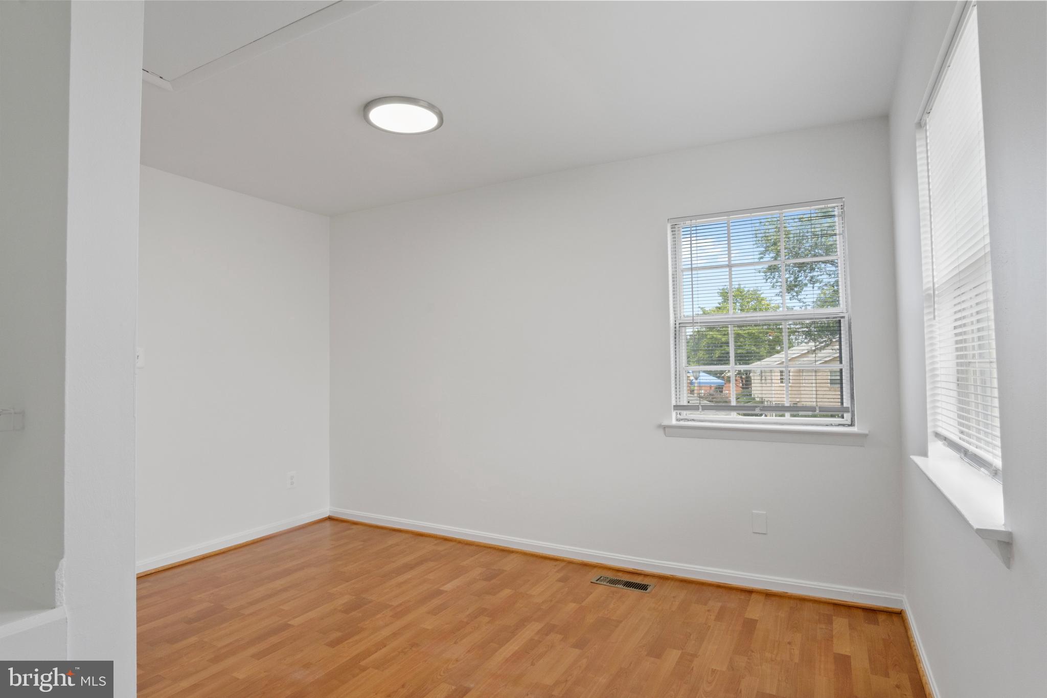 9562 Hagel Cir #13/B