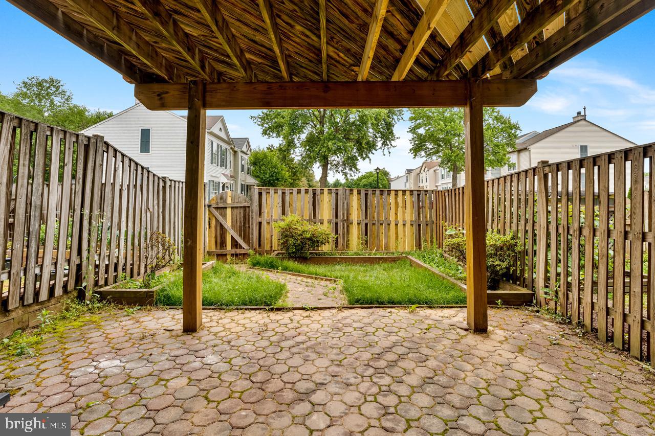 3044 MADDEN COURT