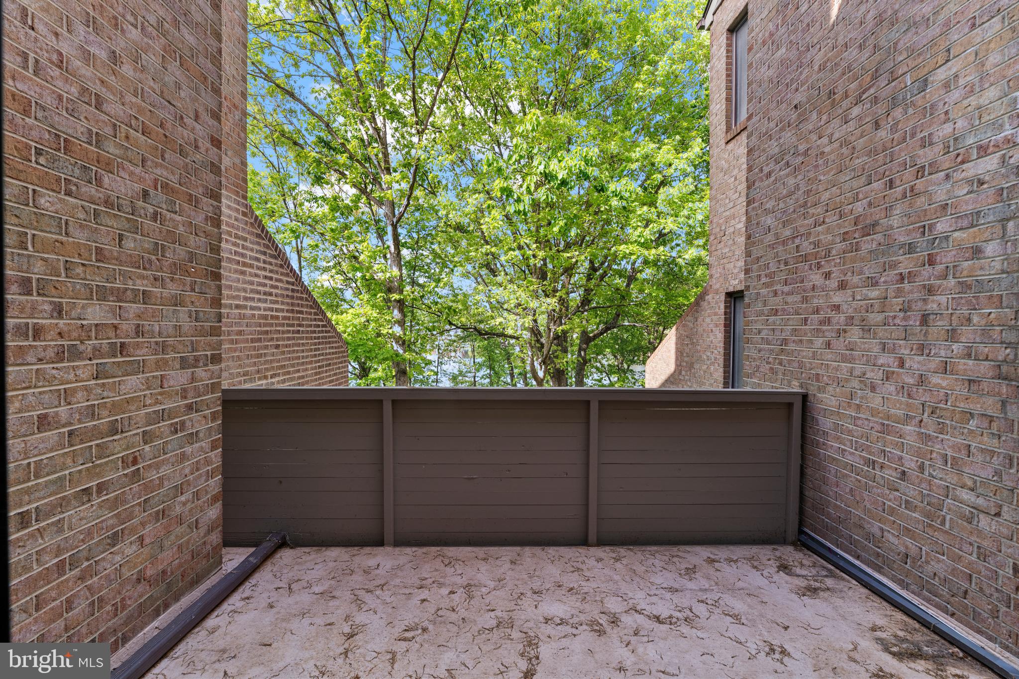 11120 HARBOR COURT 1120