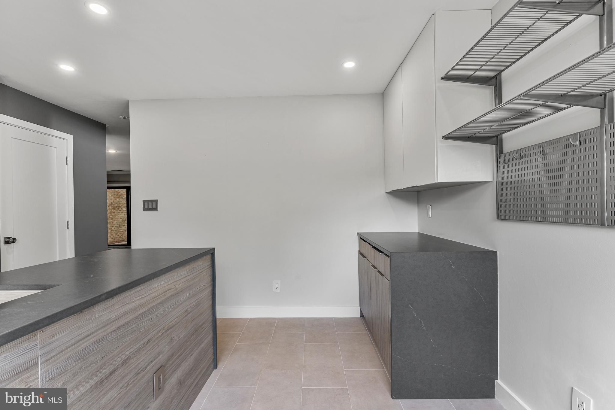 11120 HARBOR COURT 1120