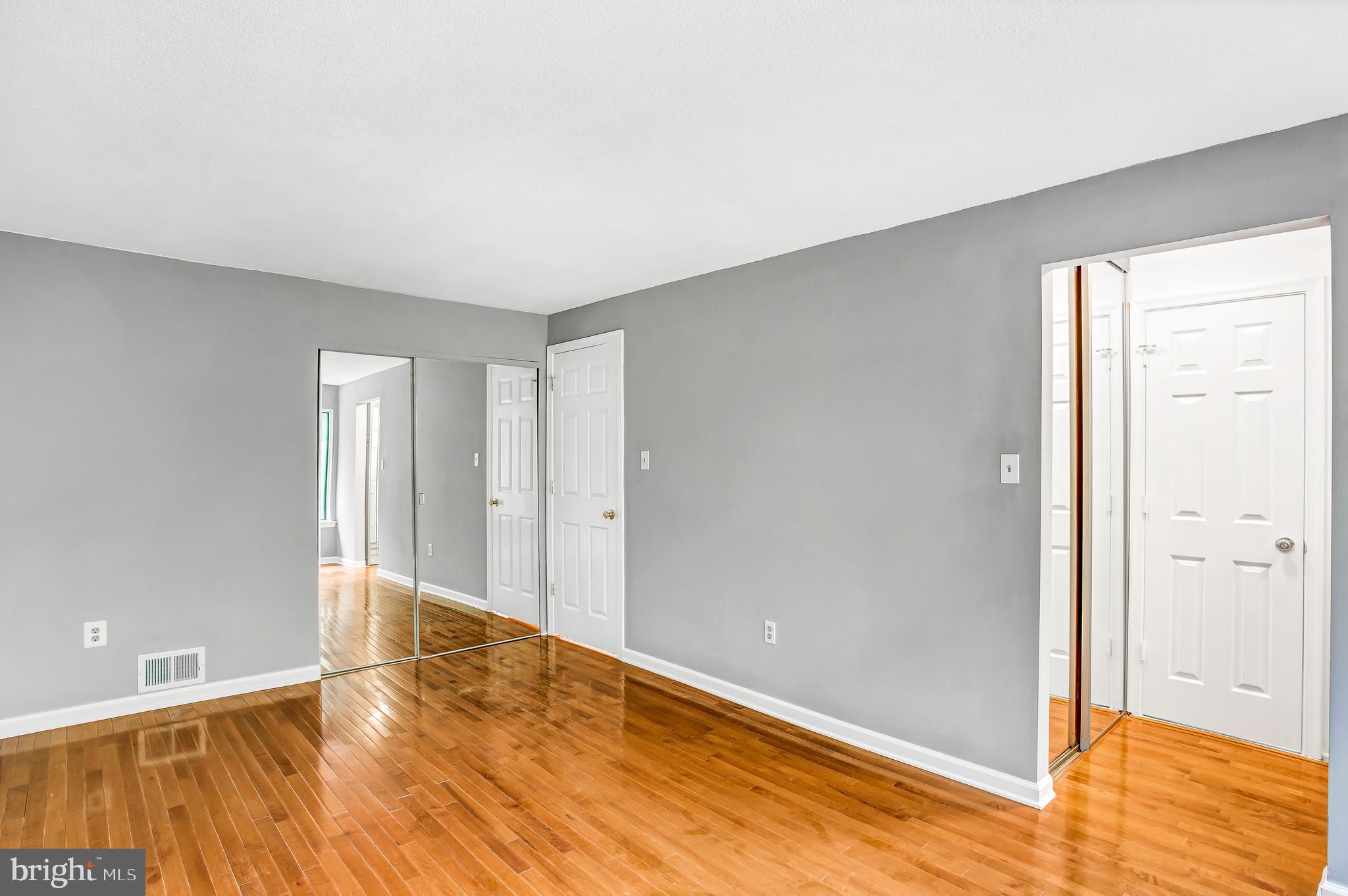 6066 HOLLOW HILL LANE