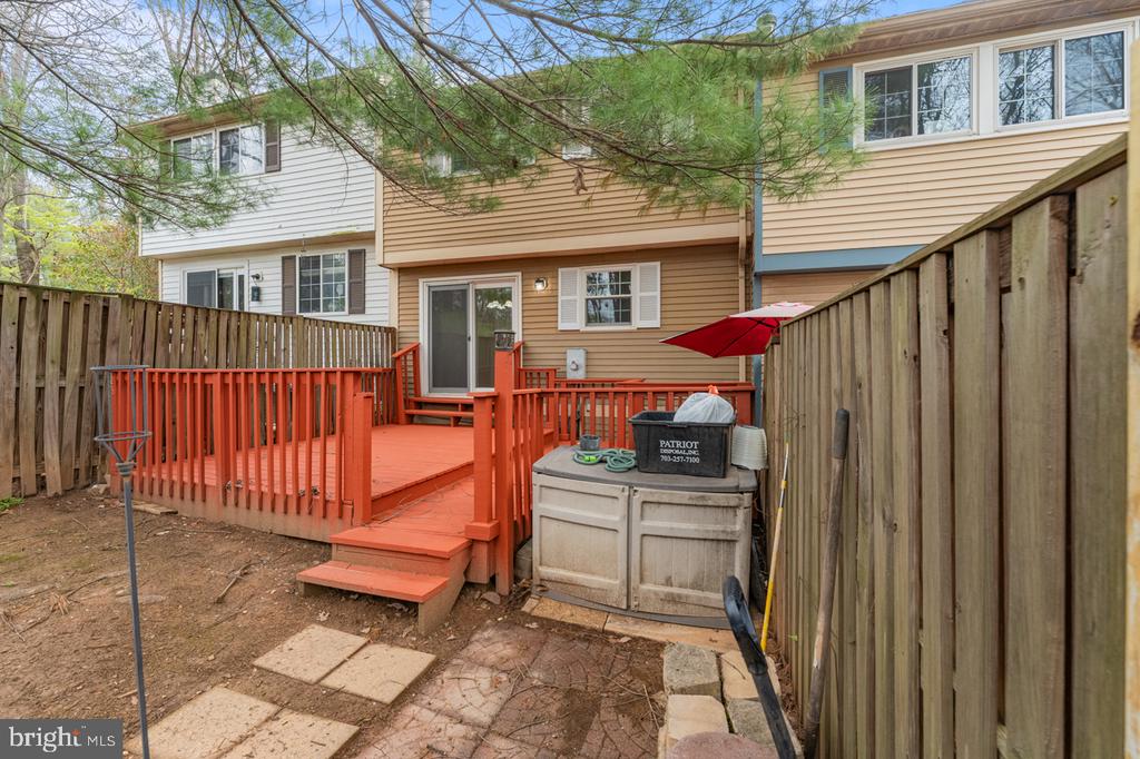 11562 IVY BUSH COURT