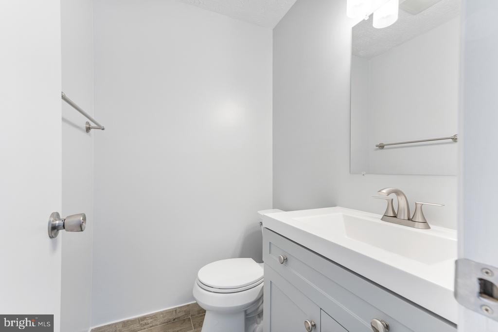 11562 IVY BUSH COURT