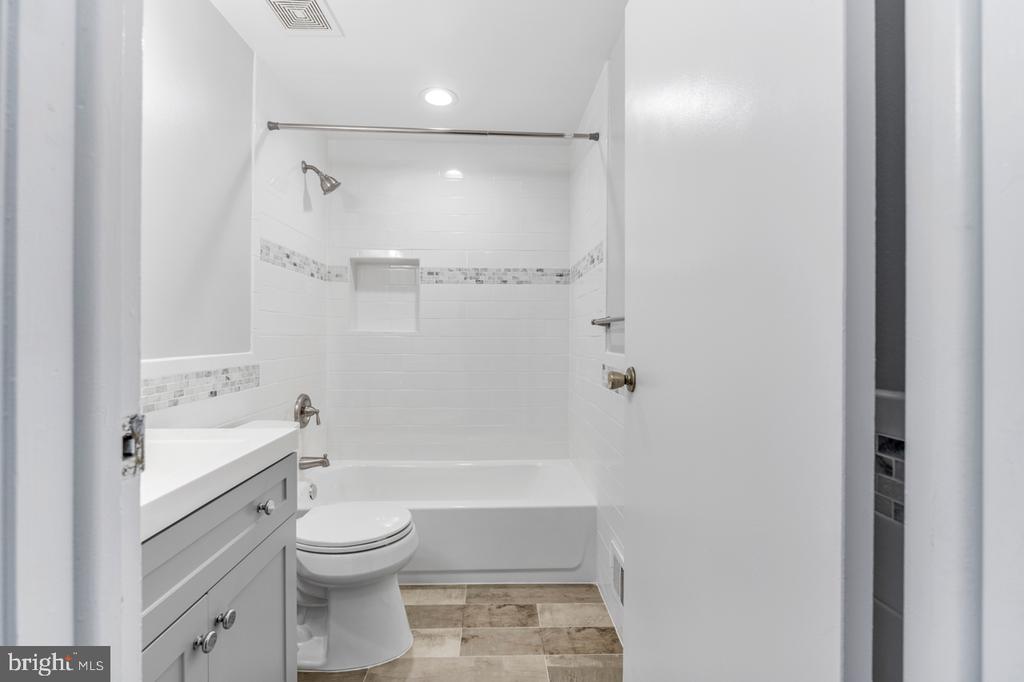 11562 IVY BUSH COURT