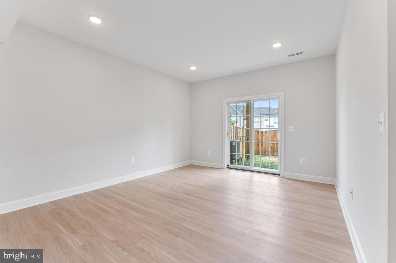 15379 Ballerina Loop
