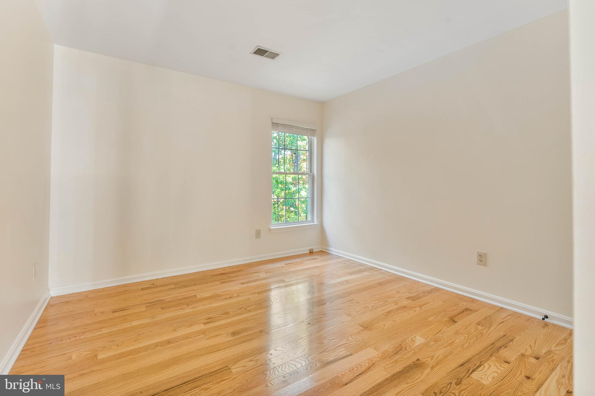 8135 CANCUN COURT