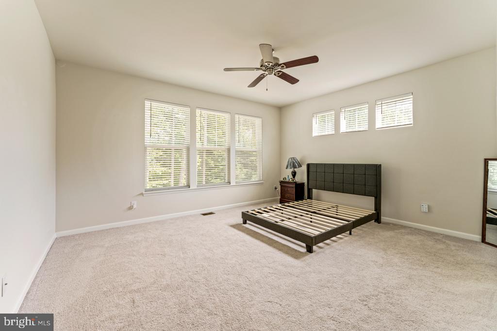 11408 LORDS LN