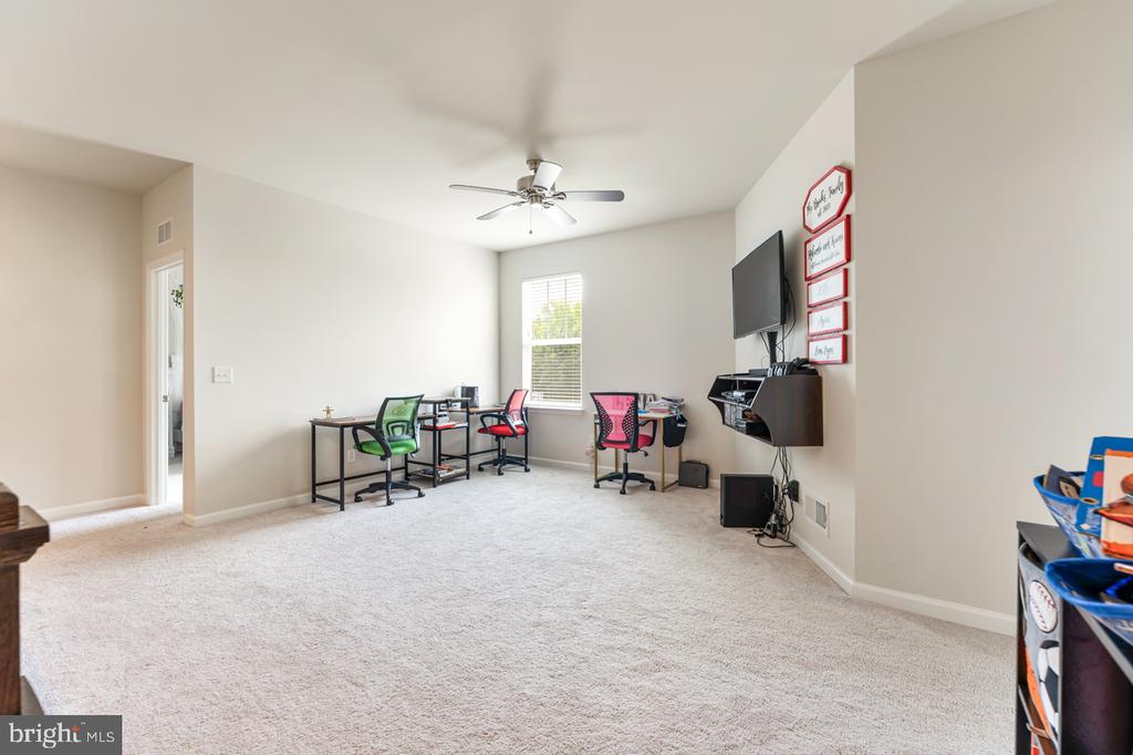 11408 LORDS LN
