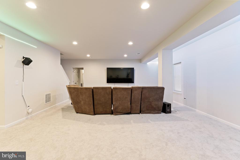 11408 LORDS LN