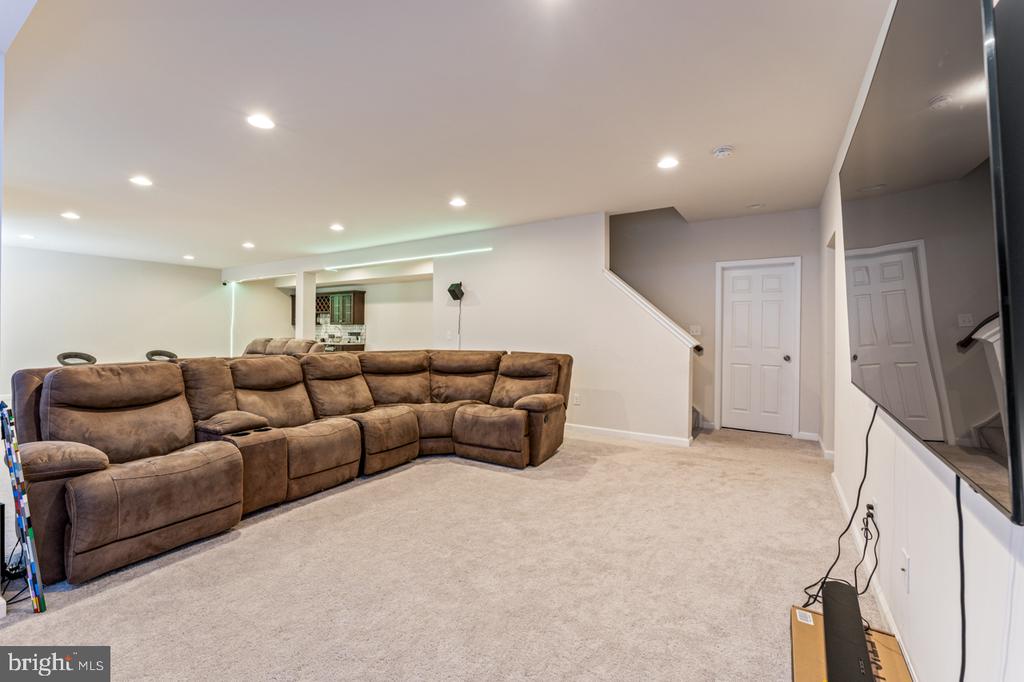 11408 LORDS LN