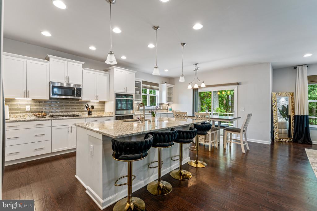 11408 LORDS LN