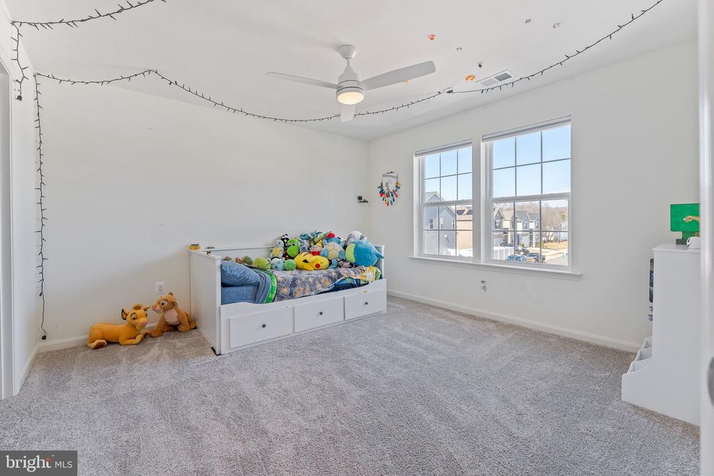 5402 REDGUM LANE