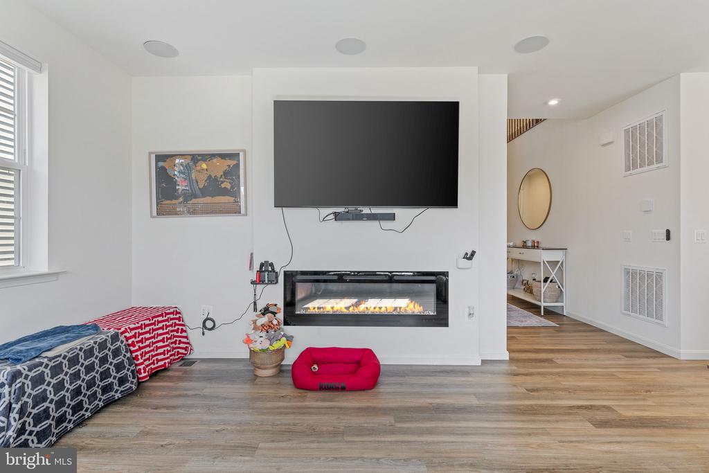 5402 REDGUM LANE