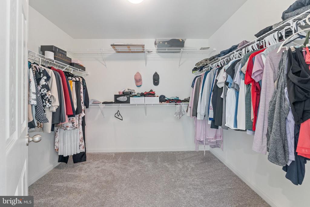 5402 REDGUM LANE