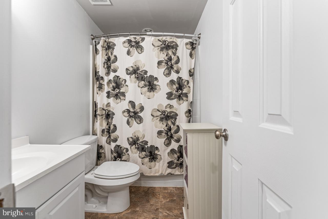 5 Gabriels Ln